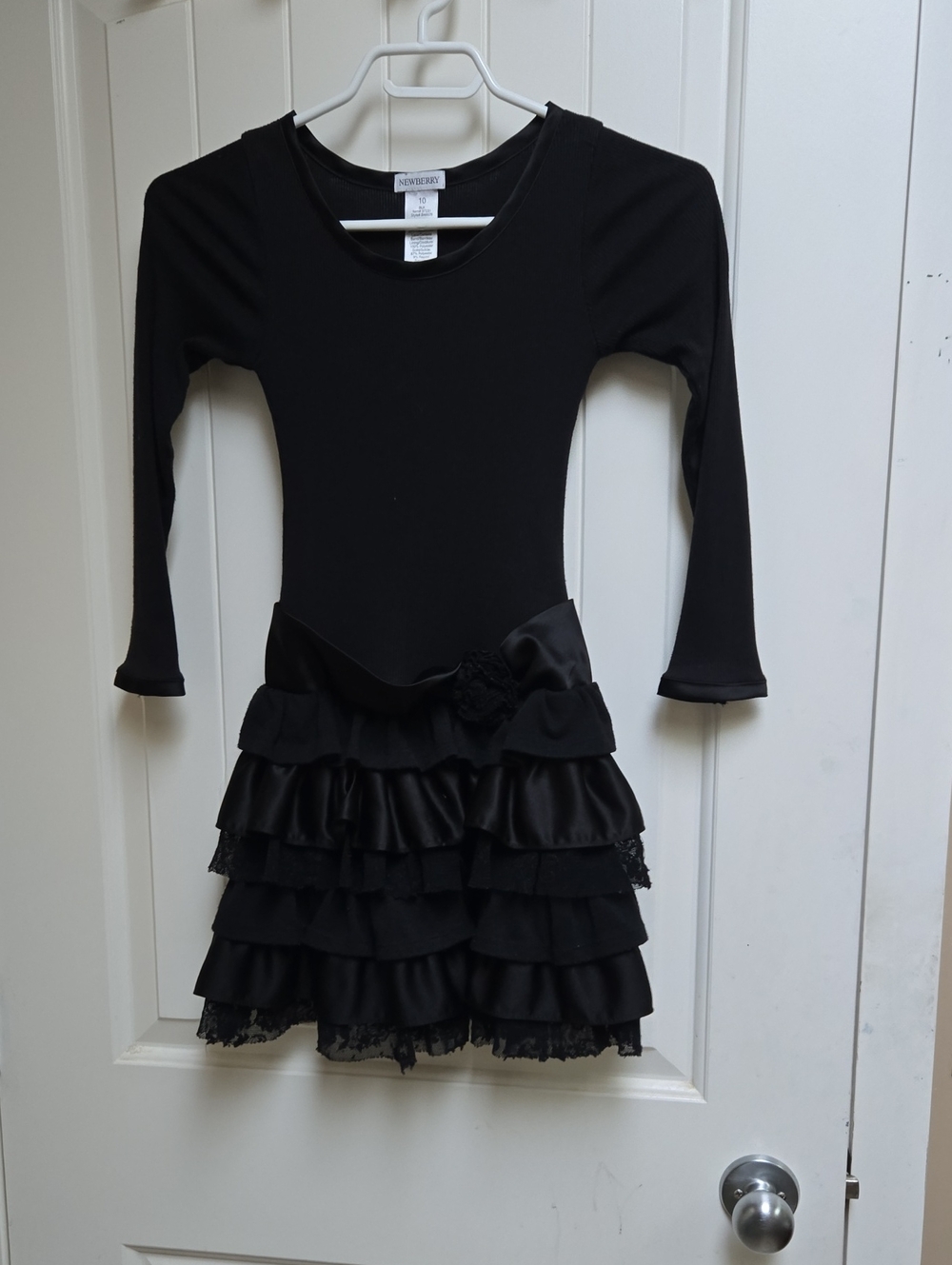 Newberry Black Ribbed Lace Dress with Scoop Neck Girls Kids Size 10 Years
